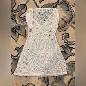 Arizona Jean Company White Crochet Swim Cover-Up size medium